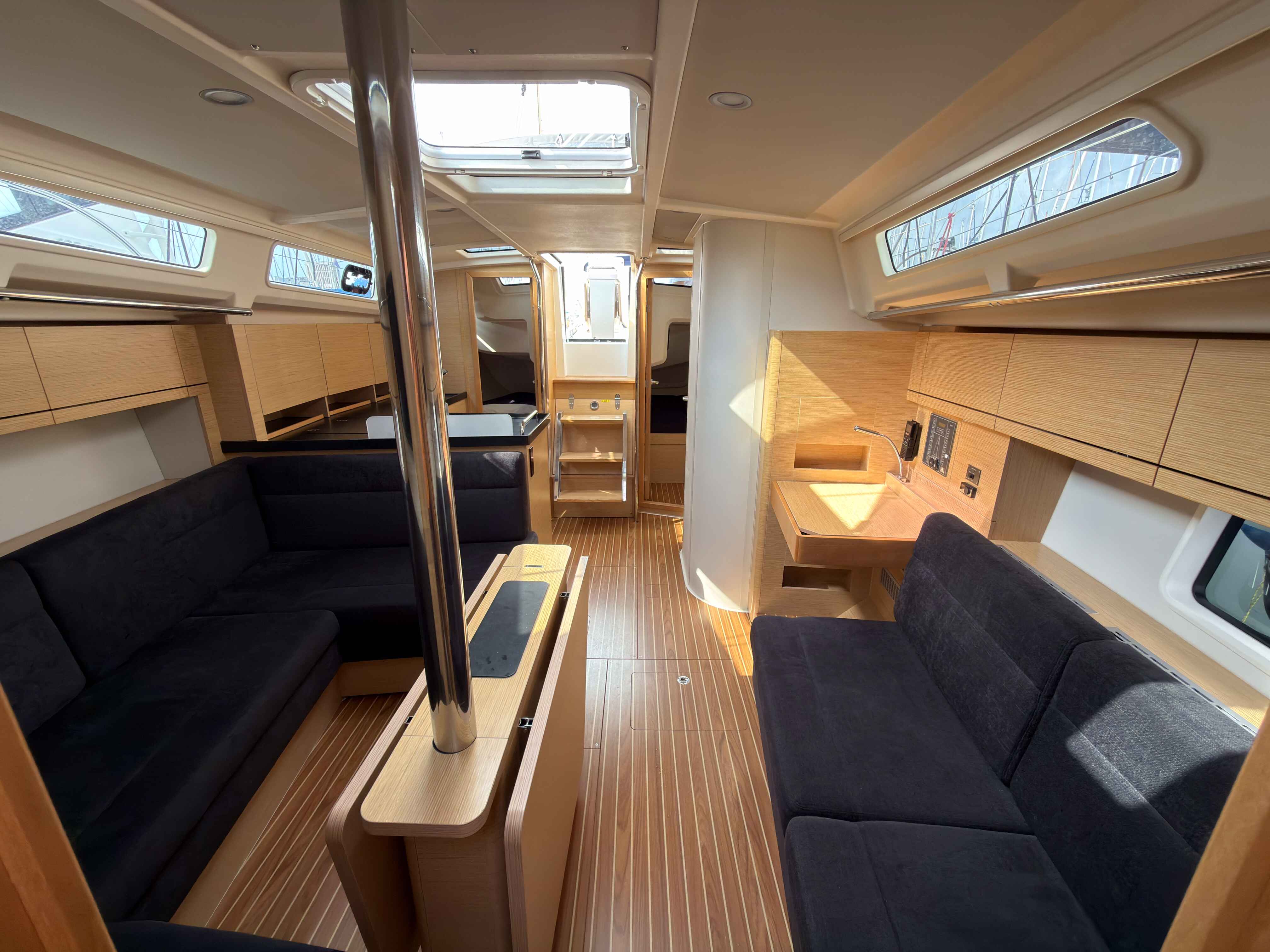 hanse-388-interior1